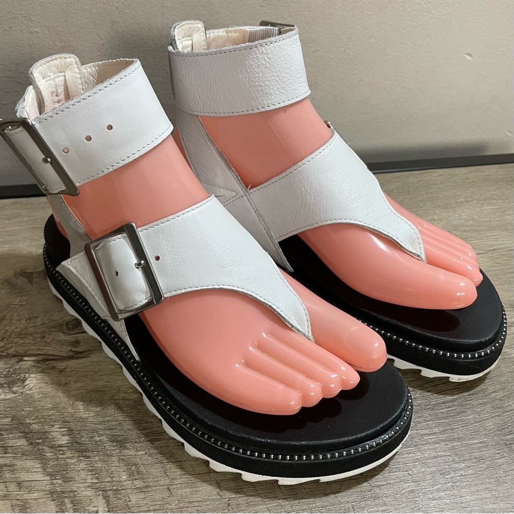 Sorel White Leather Platform Sandals with Pink Footbed - Picture 2 of 7